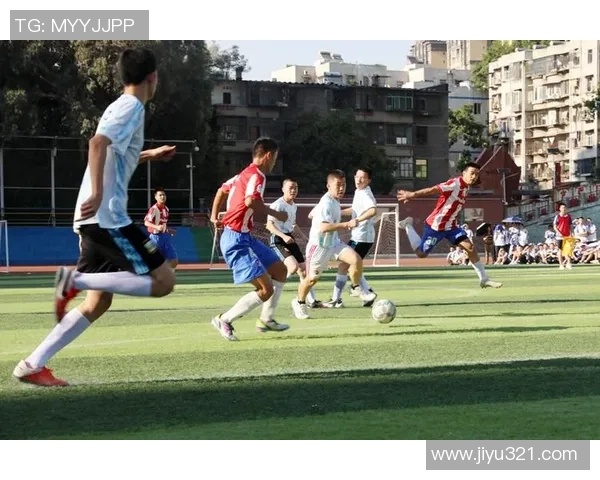 成都足球队荣登足球灵活性排行榜第二名展现卓越实力与潜力 成都足球队荣登足球灵活性排行榜第二名展现卓越实力与潜力